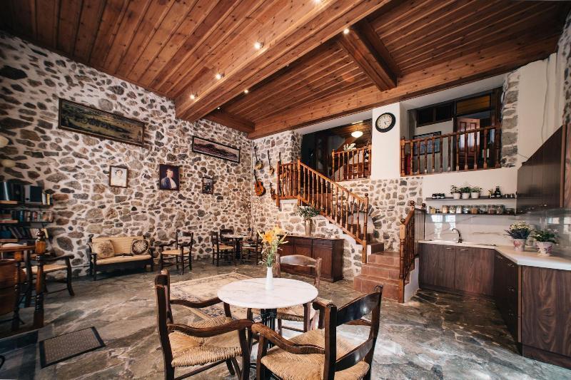 Rigas Pension Nafplion Exteriör bild