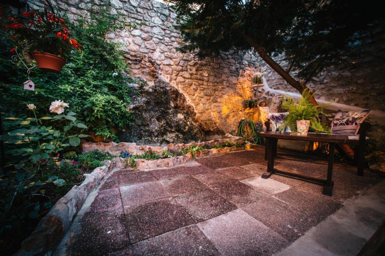 Rigas Pension Nafplion Exteriör bild